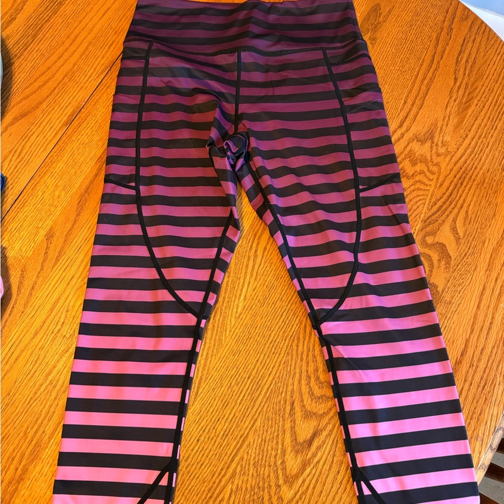 ZYIA Activewear workout Leggings in Pink and Black Stripes